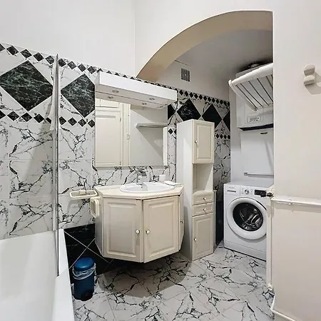 70m2 Petit Bonheur, Climatisation, 2 Appartement Cannes
